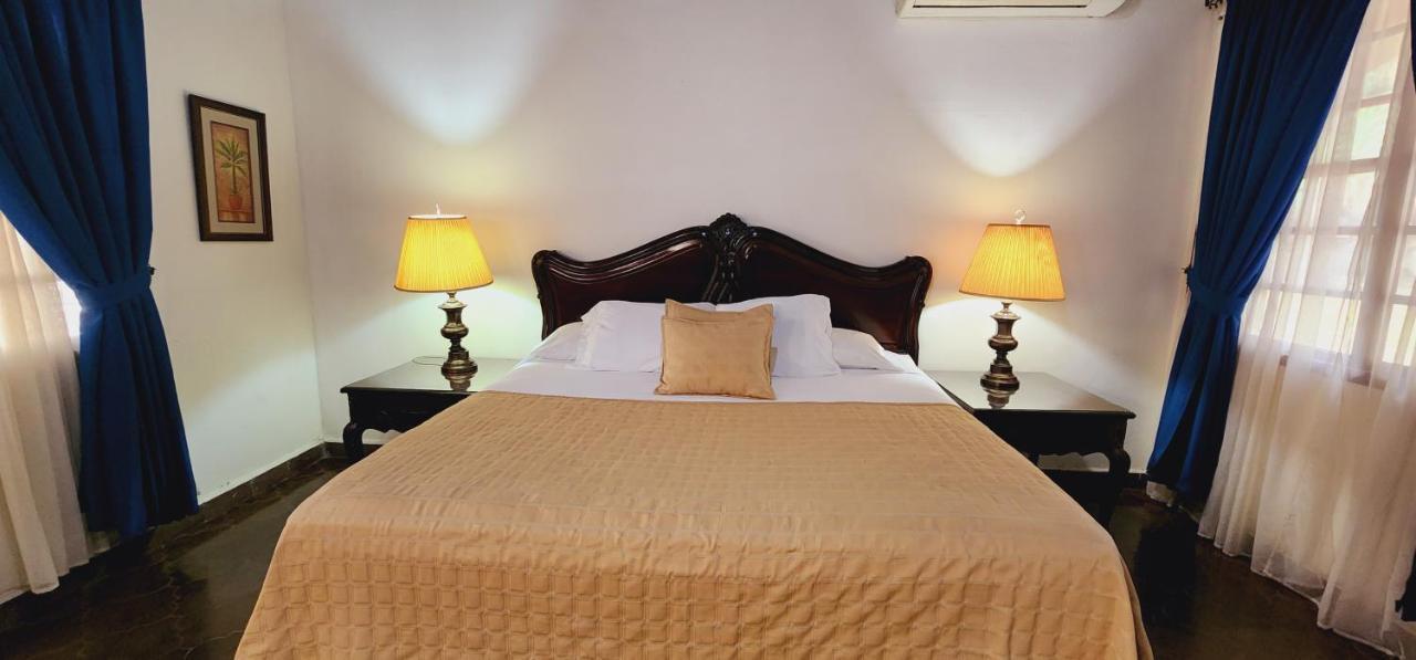 Camilas Hotel San Pedro Sula Dış mekan fotoğraf