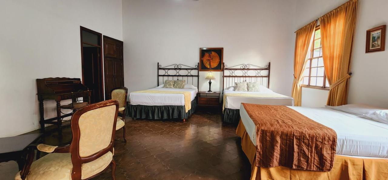 Camilas Hotel San Pedro Sula Dış mekan fotoğraf