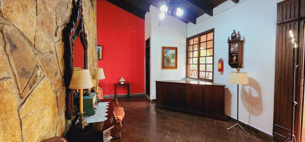 Camilas Hotel San Pedro Sula Dış mekan fotoğraf