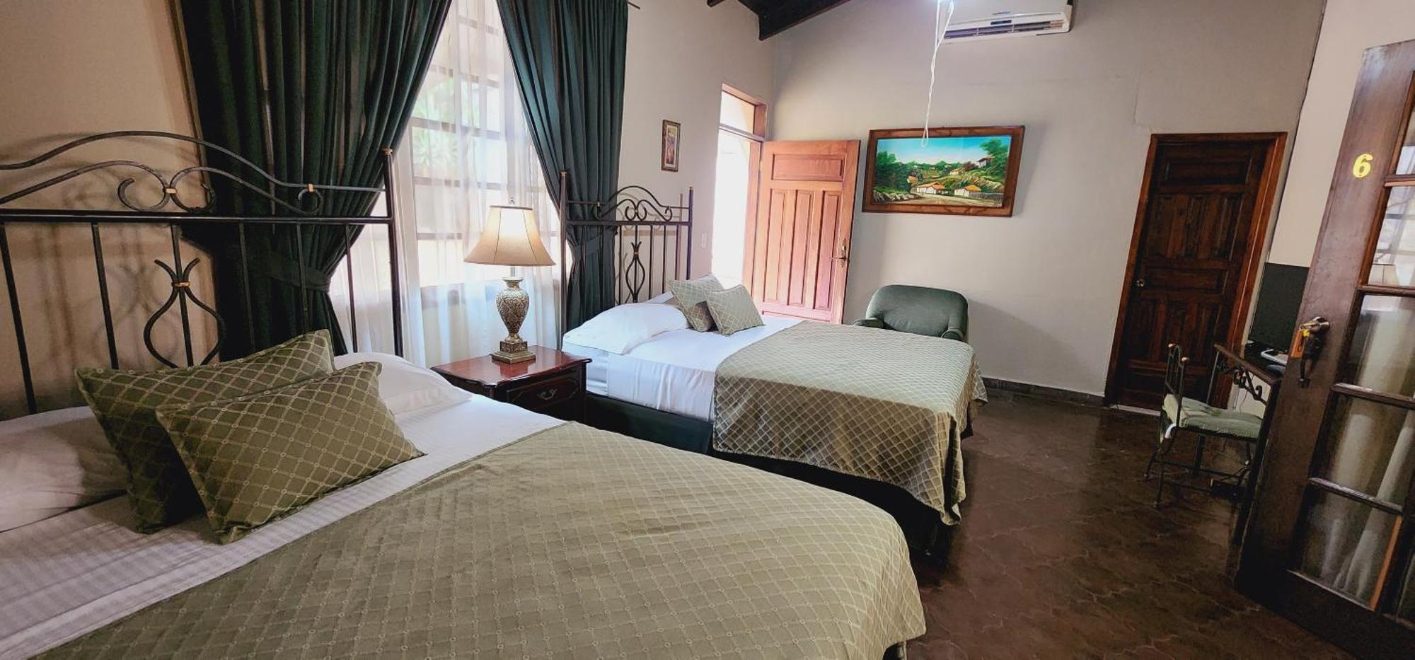 Camilas Hotel San Pedro Sula Dış mekan fotoğraf